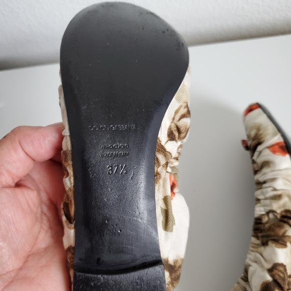 Dolce & Gabbana Ballerina Flat shoe size 37 1/2. - Picture 10 of 15